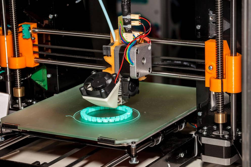Rapid Prototyping in the USA vs. China: Speed, Cost, and Quality Compared