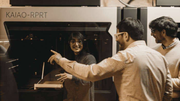 How Can Low Volume Manufacturing Help Mitigate Risks in Early-Stage Product Development?
